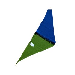 TREKANTSJAL i Huldra kamgarn