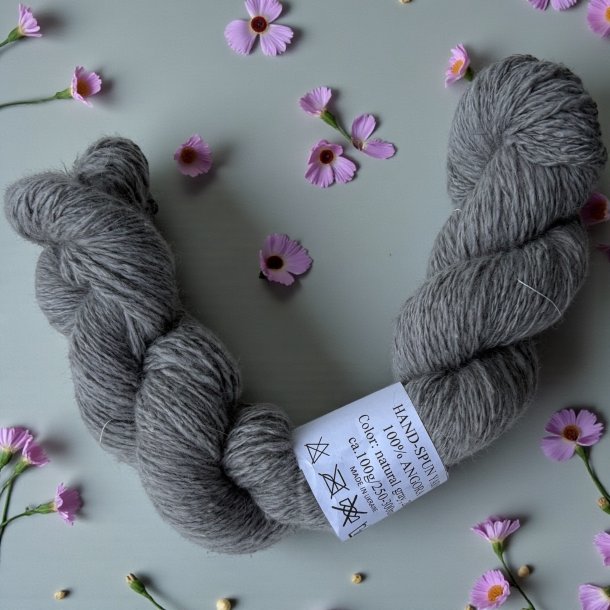 H�ndspunnet ANGORA fra Ukraina - Gr�