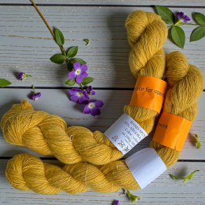 H�ndspunnet ANGORA MED SILKE fra Ukraina - Gul