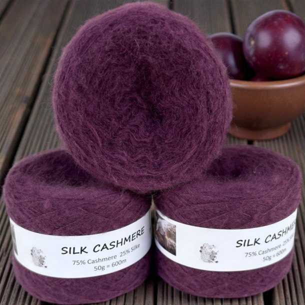 Silk Cashmere 600 PLOMME