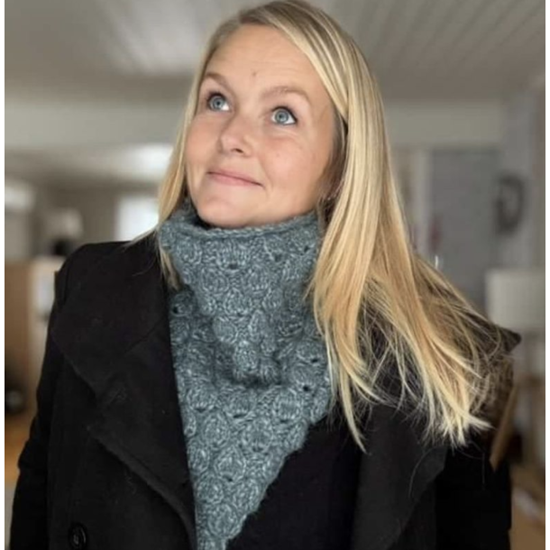 CHESTNUT Cowl