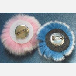 ROSE BROSJE/NL I REX KANINPELS Bl/Hvit