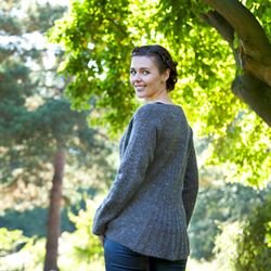 I SKOVENS DYPE STRIKKE RO