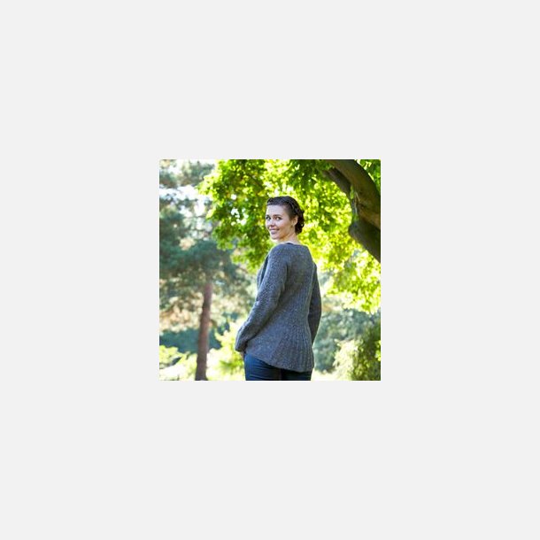 I SKOVENS DYPE STRIKKE RO